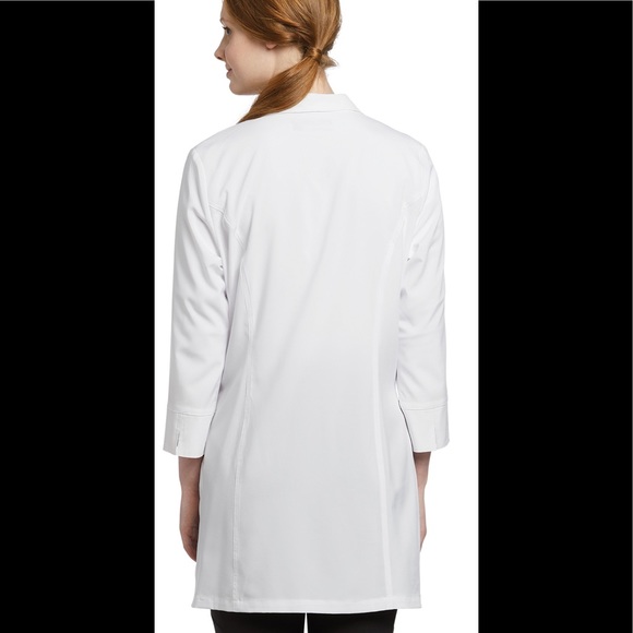 Scrubs / Lab Coat By White Cross. (67) - Picture 2 of 3